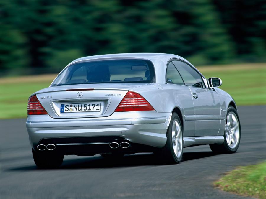  Mercedes-Benz CL55 AMG 2002 года  (фото 2 из 12)